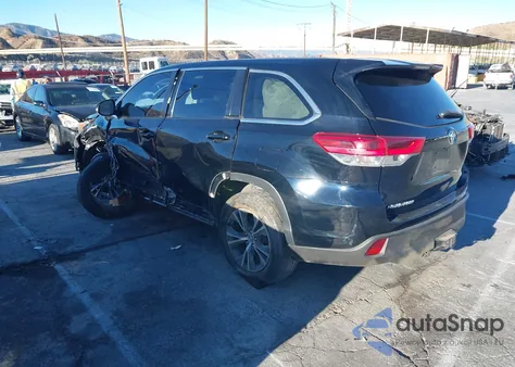 2018 Toyota Highlander Le z USA, uszkodzony, nr VIN 5TDZZRFH1JS265409